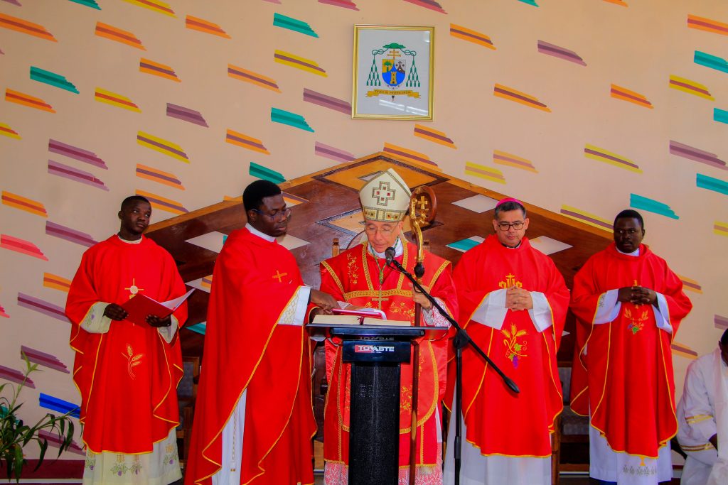 Archbishop Gian Luca Perici celebrating the Mass